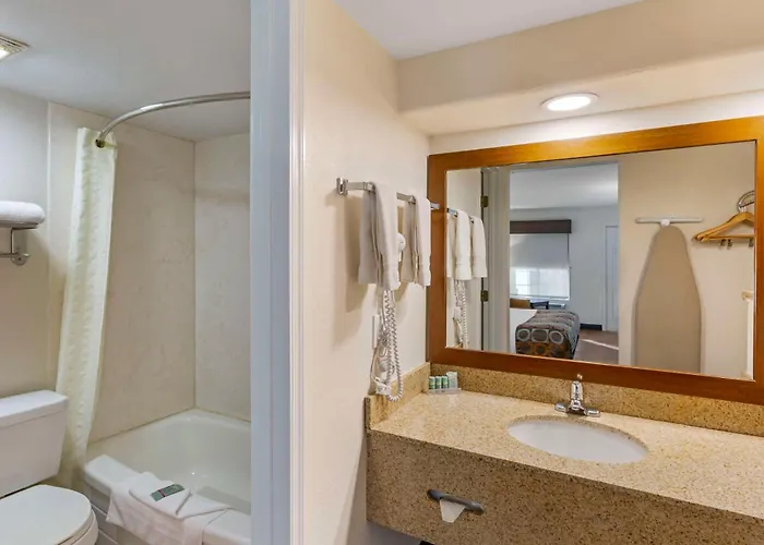 Inn Western Desert 3*