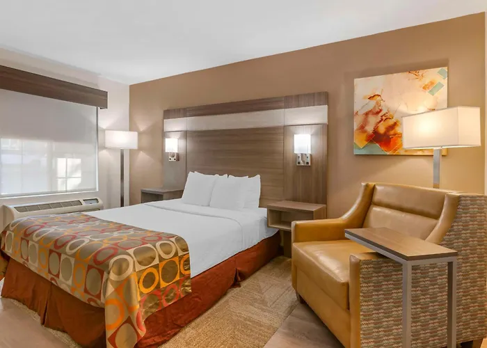 Western Desert Inn