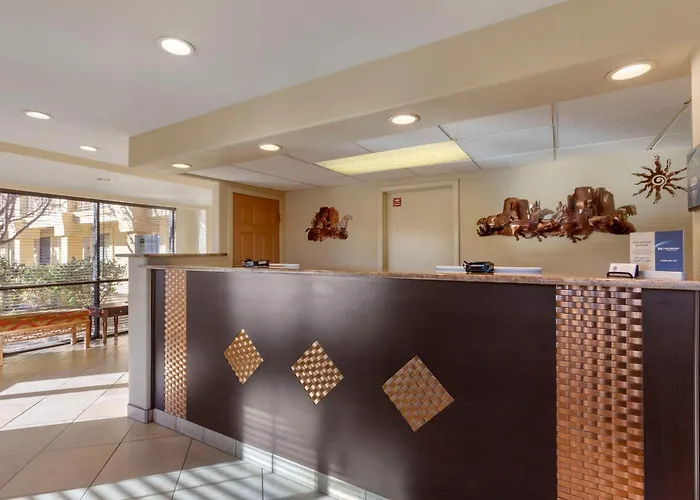 Inn Western Desert 3*