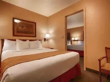 Inn Western Desert 3*